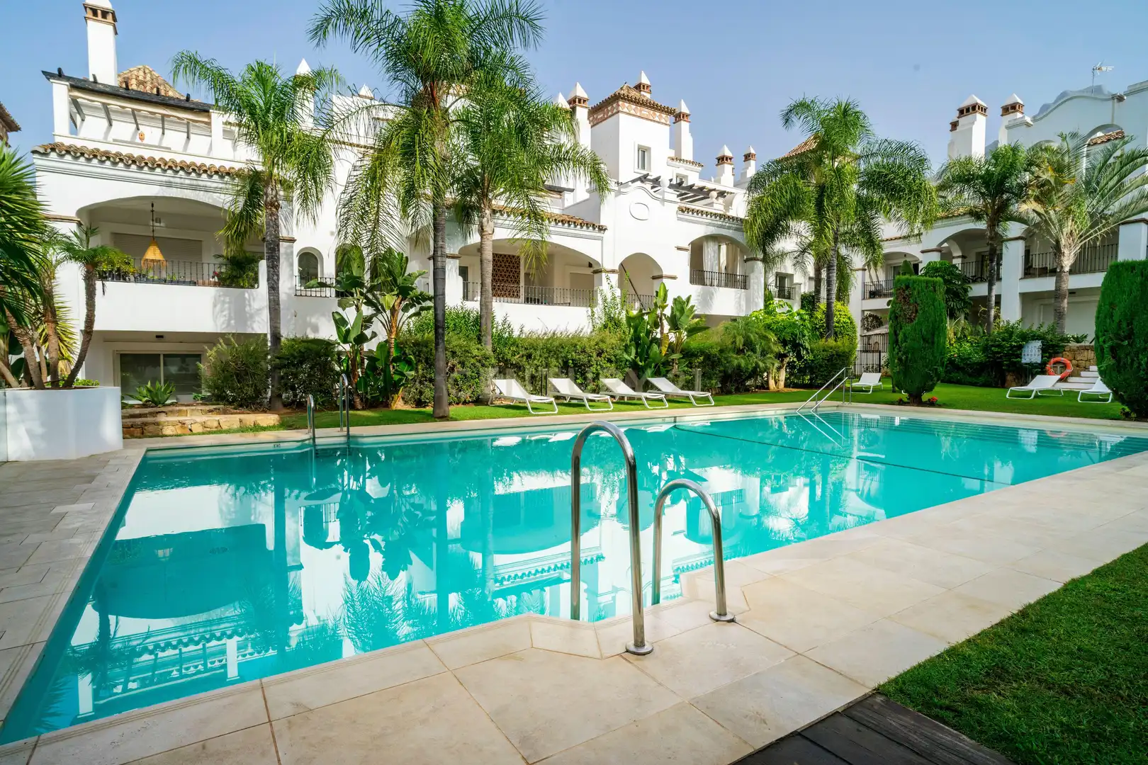 Garten von Wohnungen zum Verkauf in Marbella mit Klimaanlage, Privatgarten und Ofen