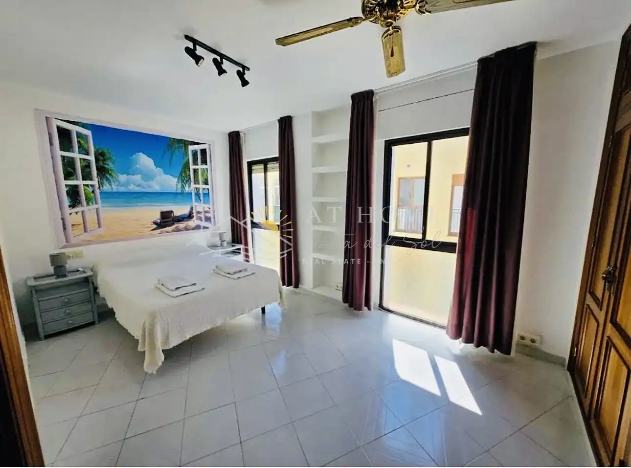 Habitación de Apartamento en venta en Nerja con Terraza y Horno