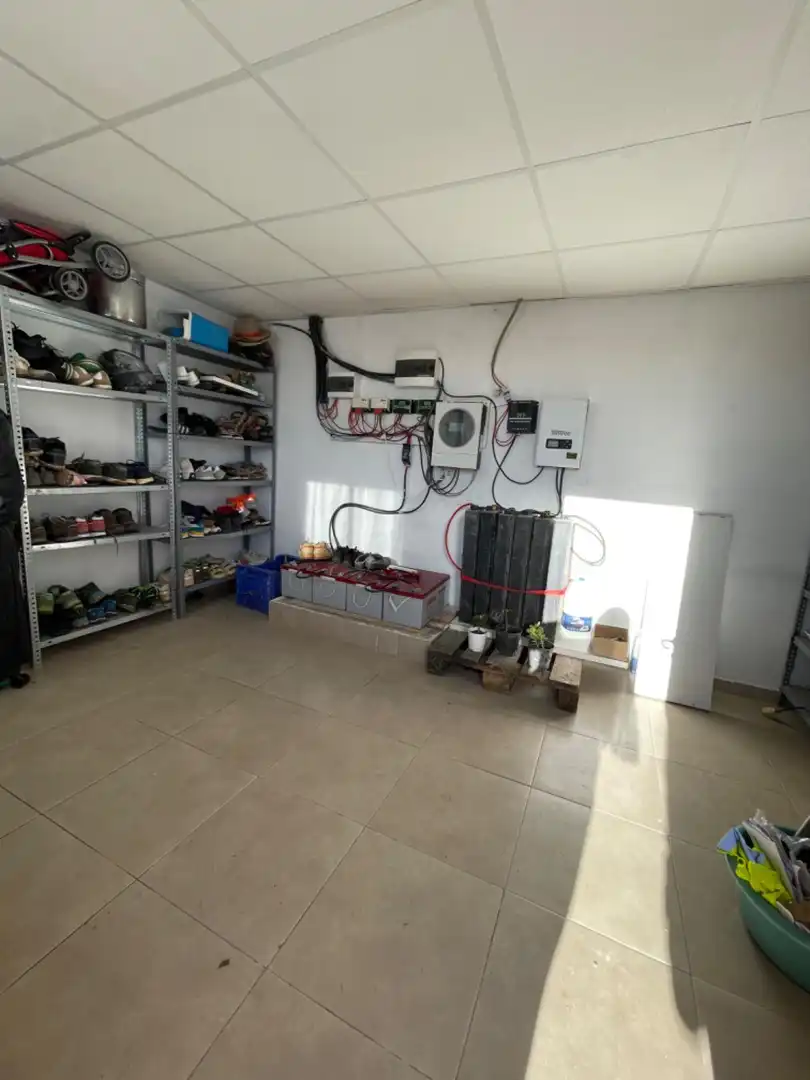 Houses for sale in Pedralba  with Air Conditioner, Swimming Pool and Alarm