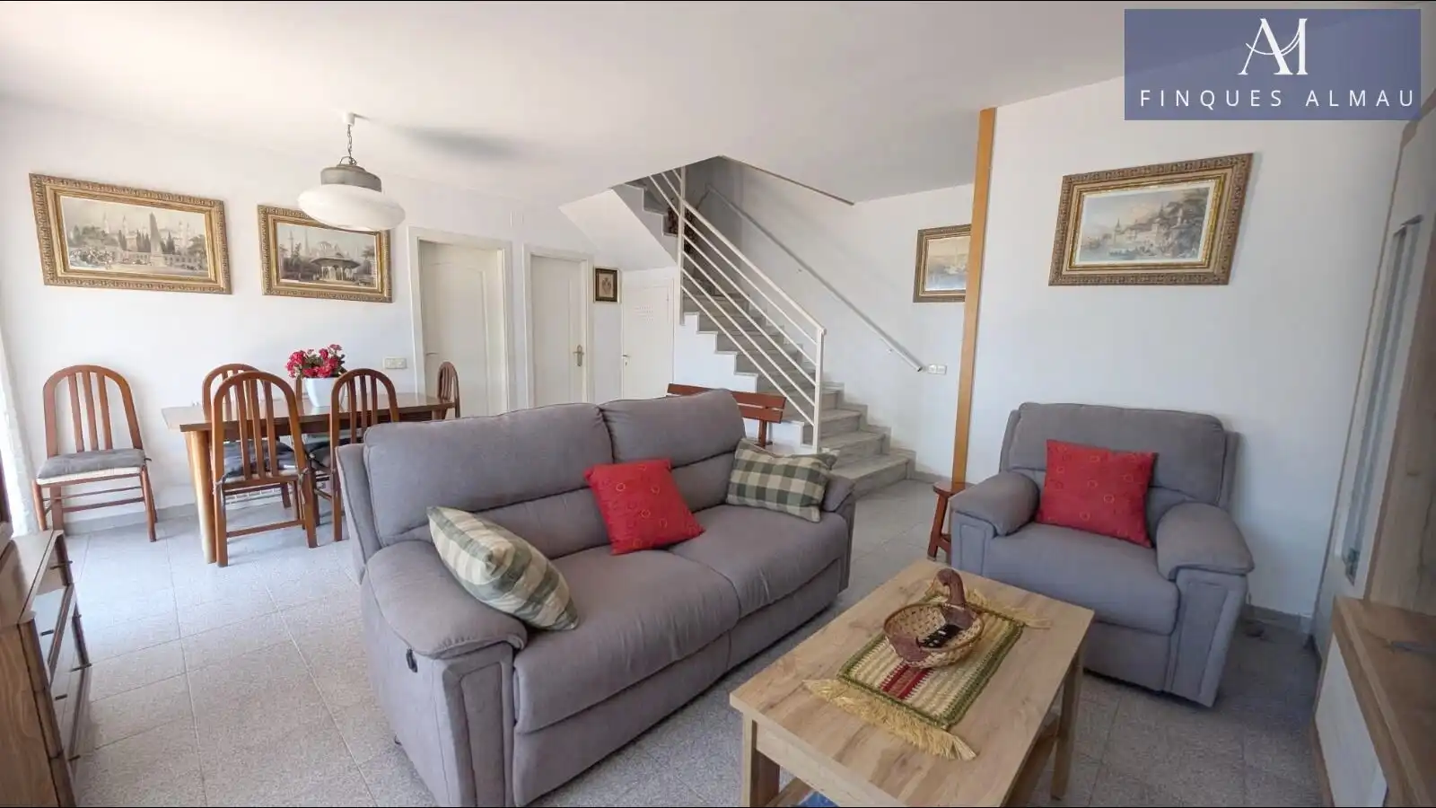 Living room of Detached homes for sale in Vilanova i la Geltrú  with Air Conditioner, Heating and Private garden