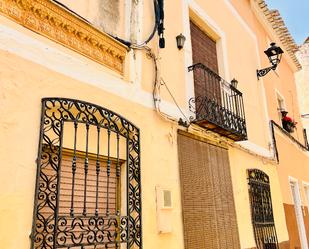 Vista exterior de Casa adosada en venda en Caudete amb Terrassa