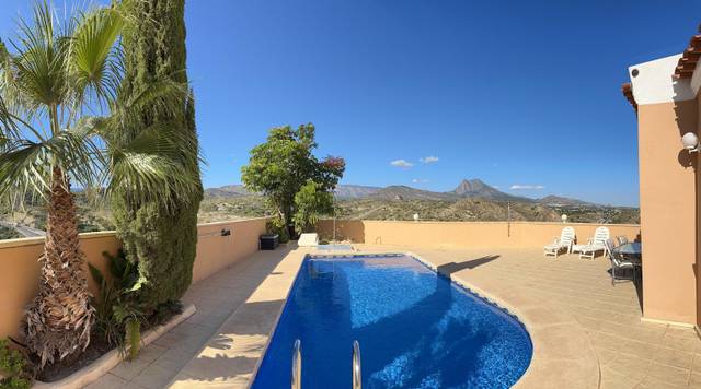 Casa-chalet en Venta en Poble Nou - Montiboli