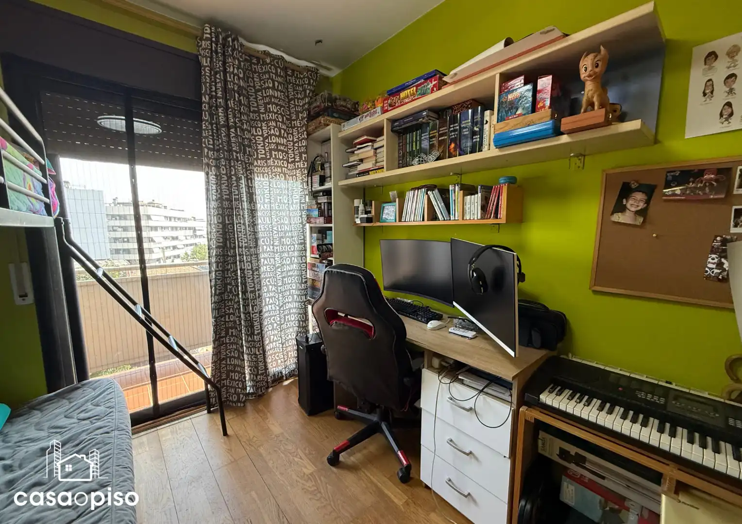 Terraza de Piso en venta en Terrassa con Calefacción y Trastero