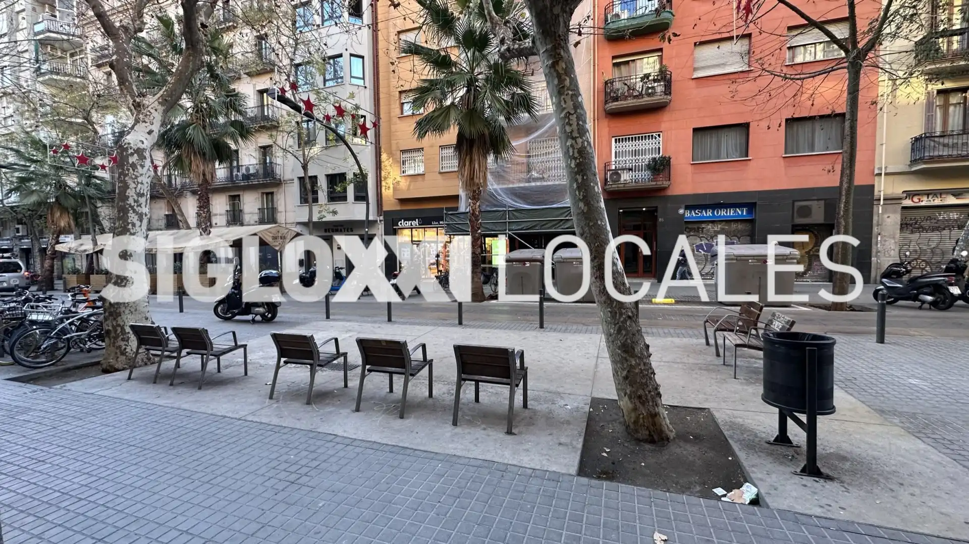 Vista exterior de Local de lloguer en Barcelona