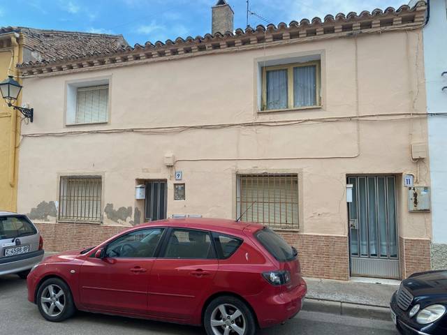 Casa adosada en Venta en Cartuja Baja