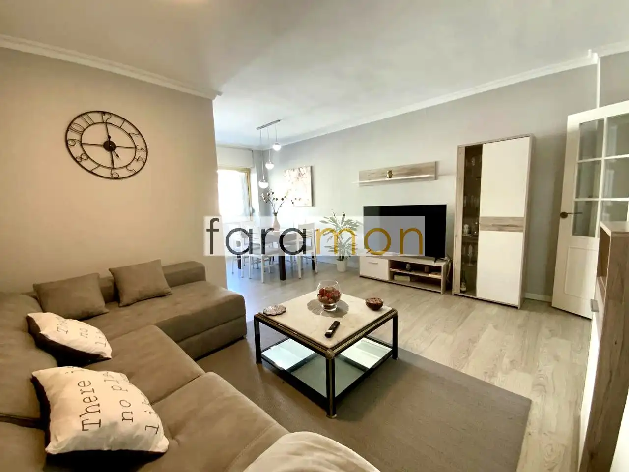 Sala de estar de Piso en venta en Vigo  con Calefacción y Trastero