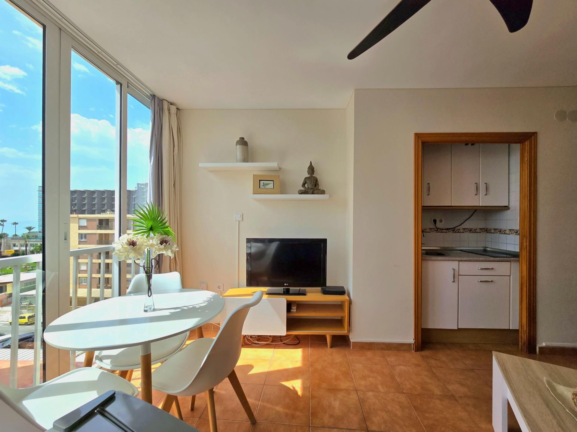 Living room of Apartment for sale in Torremolinos  with Air Conditioner, Private garden and Furnished