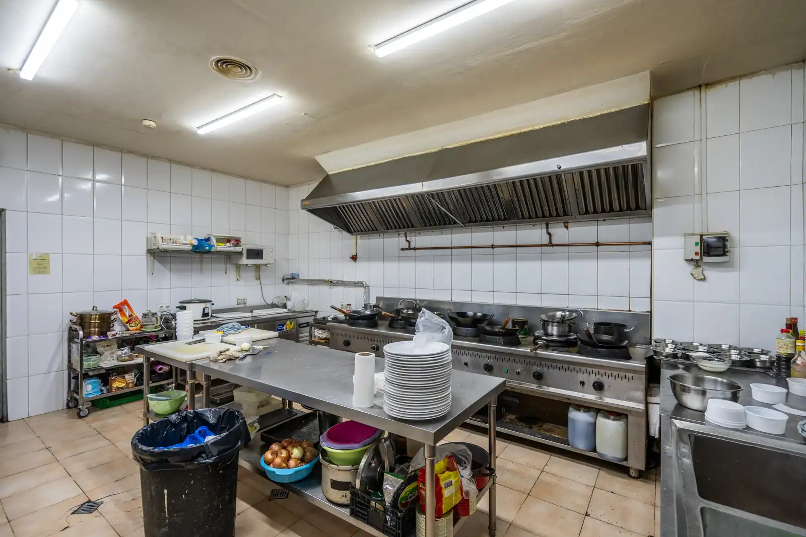 Kitchen of Commercial properties for sale in Leganés  with Air Conditioner, Heating and Furnished