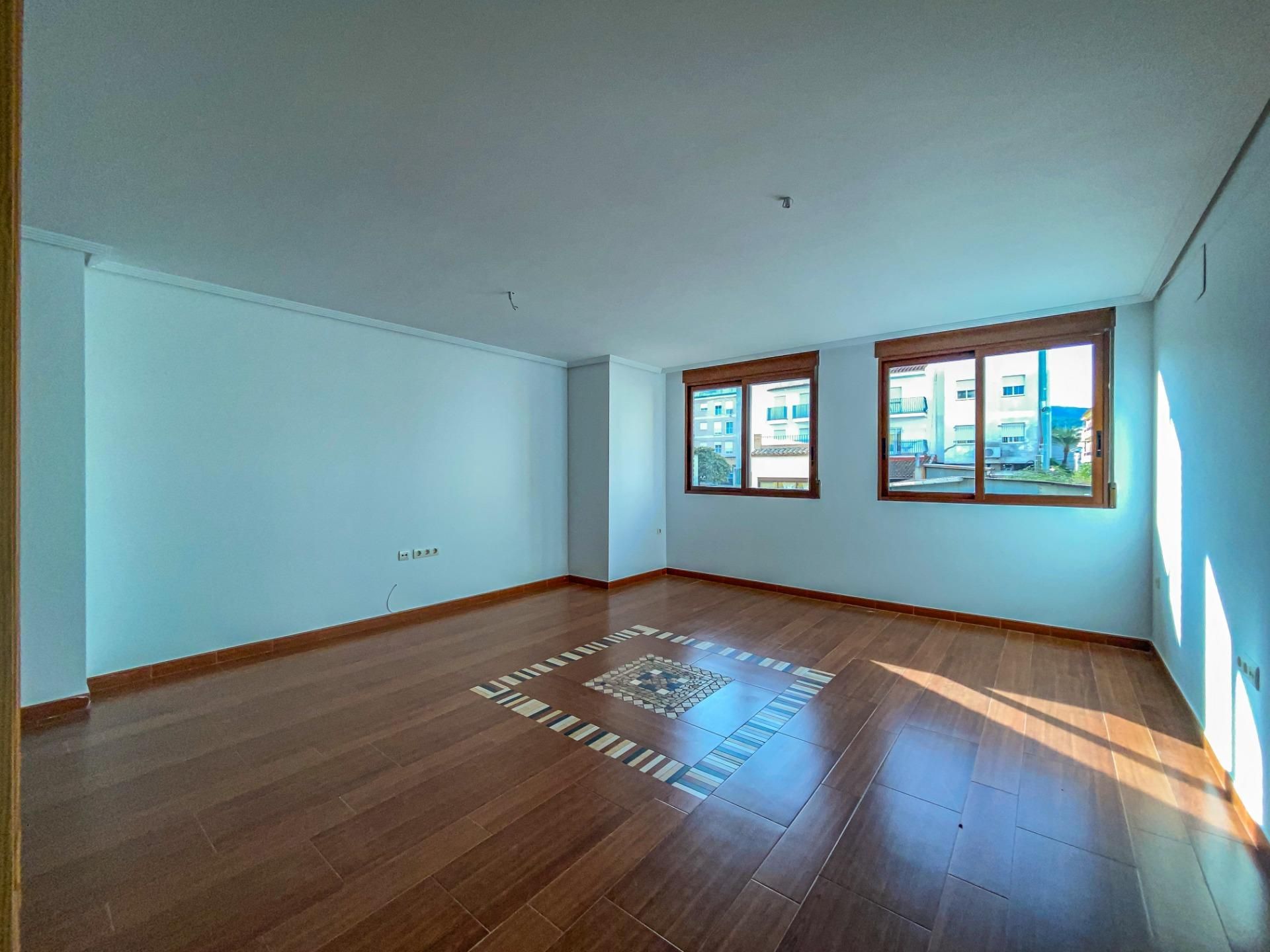 Bedroom of House or chalet for sale in Tales  with Terrace, Storage room and Alarm