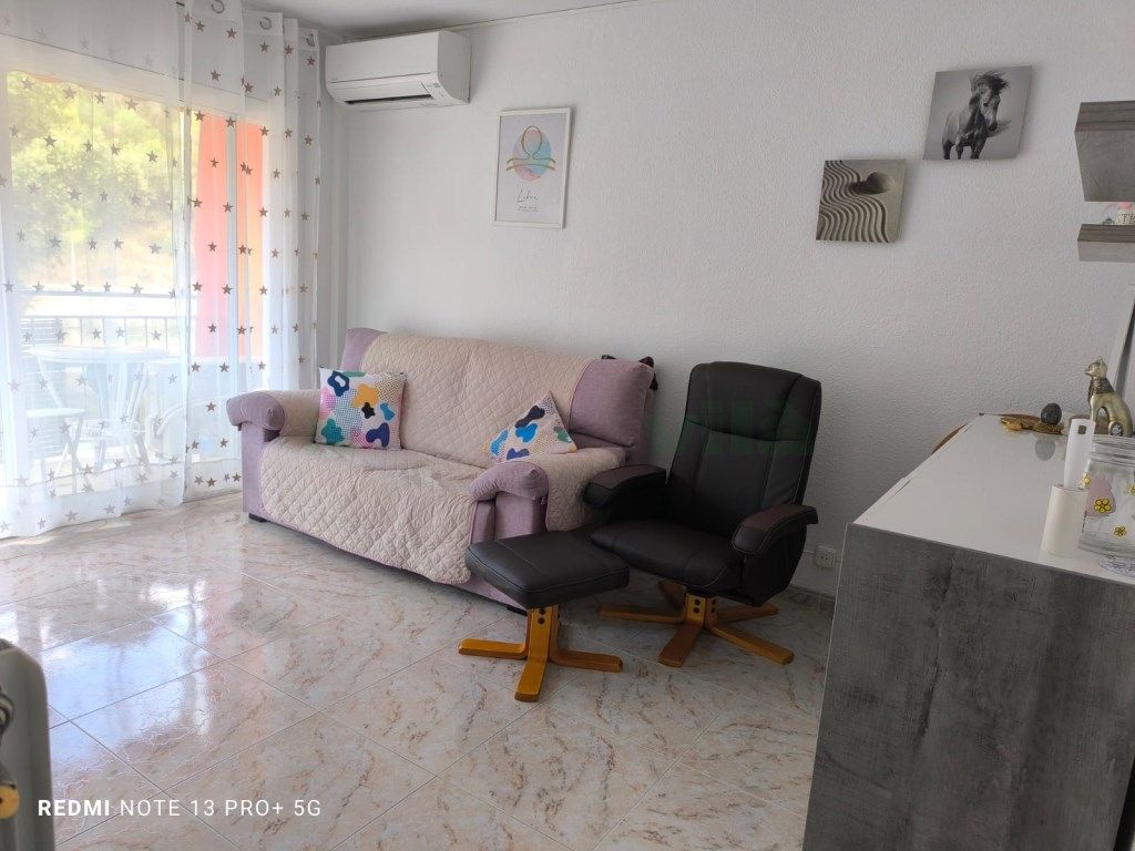 Living room of Flat for sale in Santa Susanna  with Terrace, Oven and Balcony