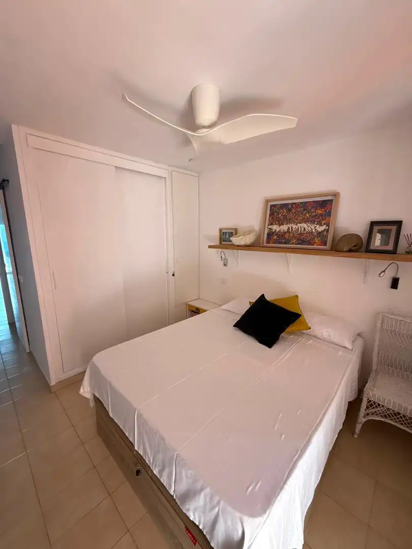 Habitación de Apartamento en venta en Roses con Terraza y Trastero
