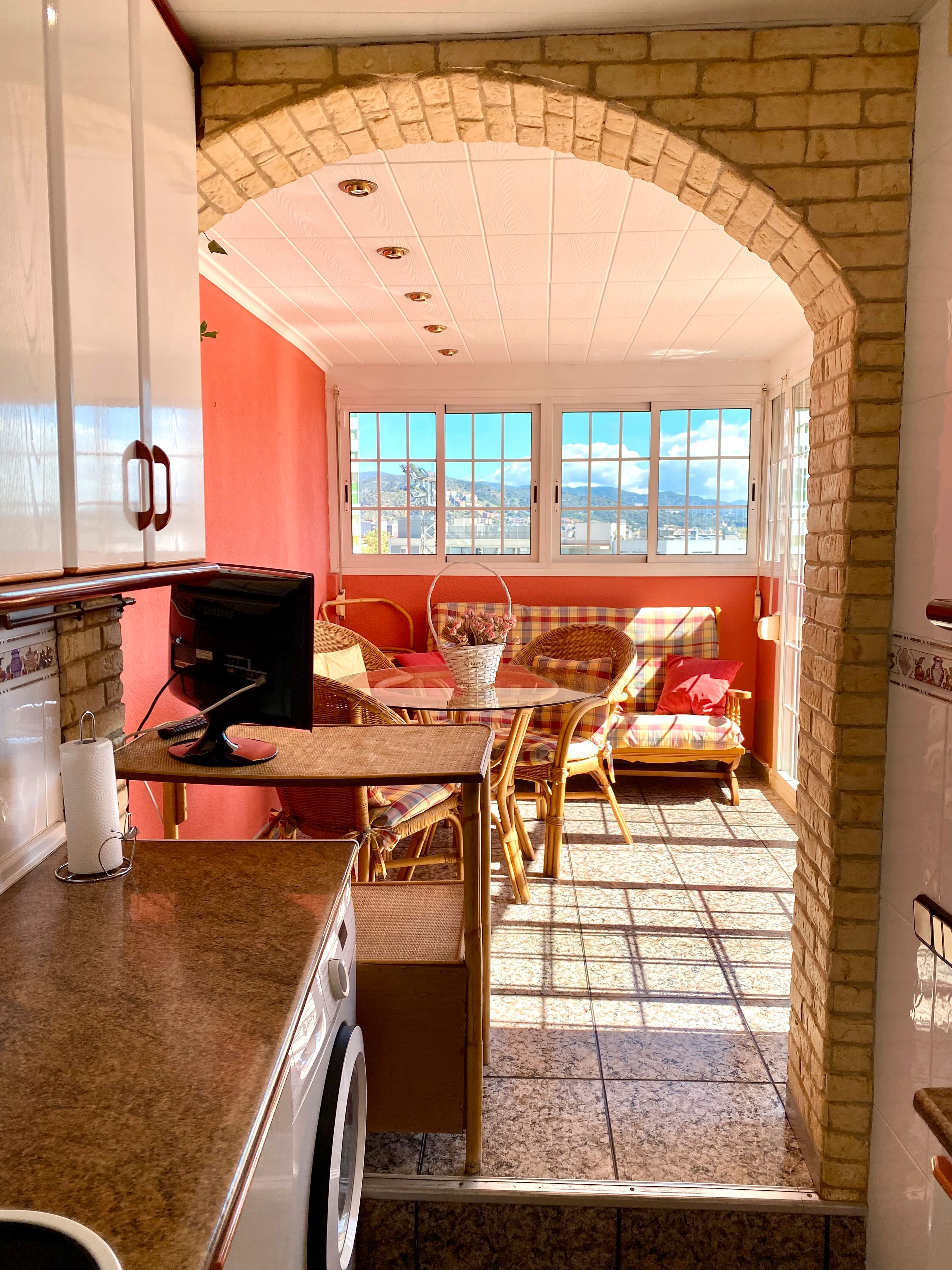 Attic to rent in La Prosperitat