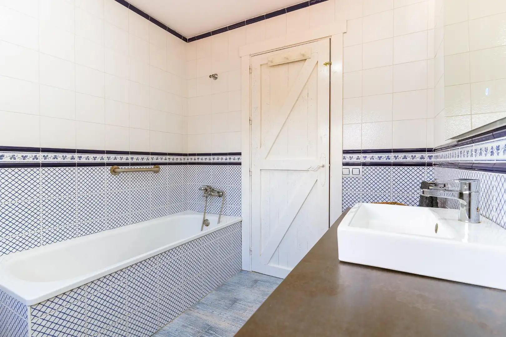Baño de Casa o chalet en venta en Chiclana de la Frontera con Jardín privado, Trastero y Piscina
