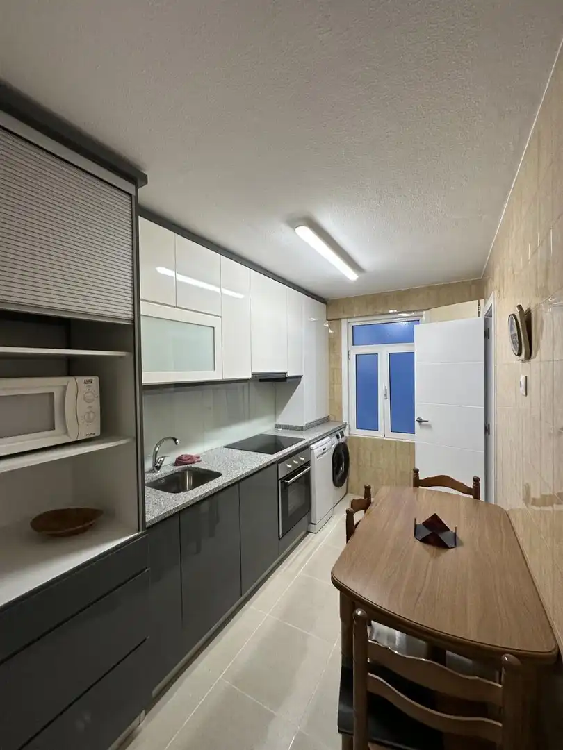 Habitació a Rúa Comercio, Agra del Orzán - Ventorrillo