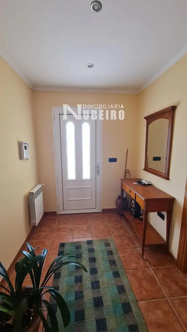 Casa o xalet en venda en Lugo amb Calefacció i Moblat