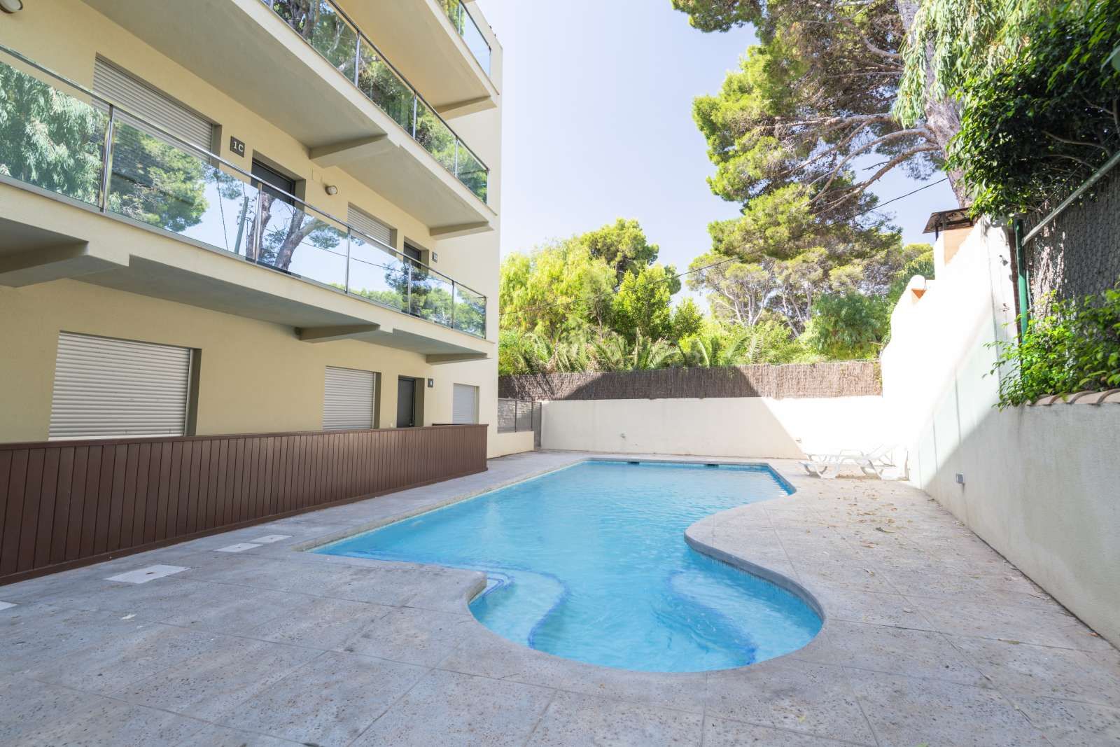Apartment to share in Las Rotas / Les Rotes