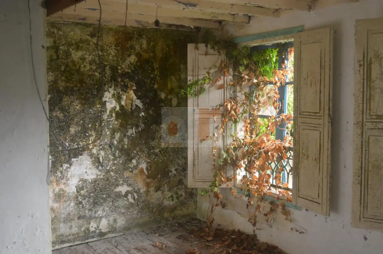 Dormitori de Finca rústica en venda en Moaña amb Jardí privat