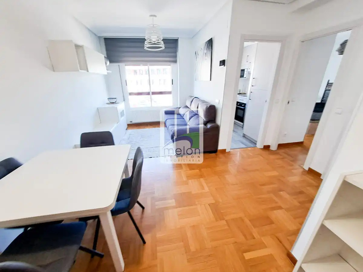 Sala de estar de Piso en venta en Burgos con Trastero