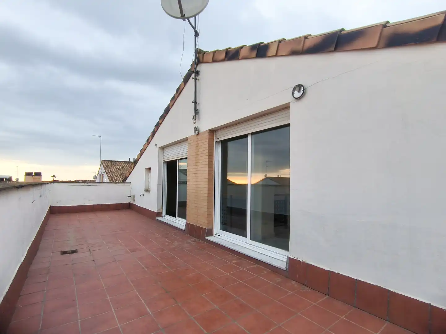 Terraza de Casa adosada en venta en Espartinas con Terraza