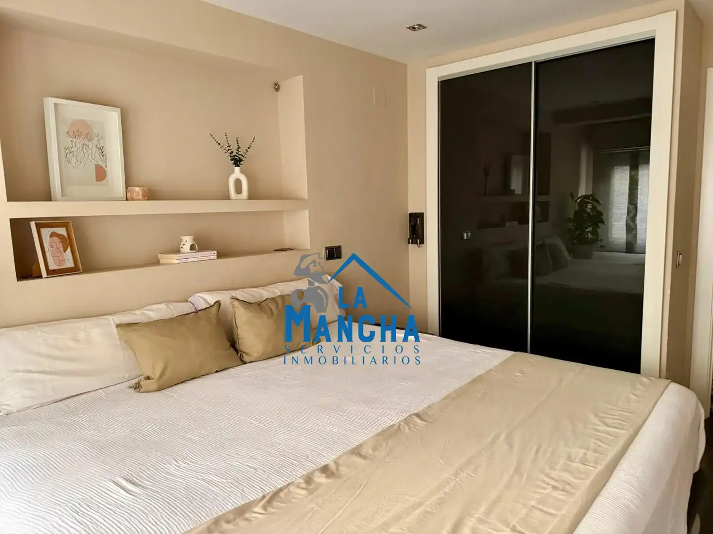 Habitación de Piso en venta en Albacete con Aire acondicionado, Calefacción y Amueblado