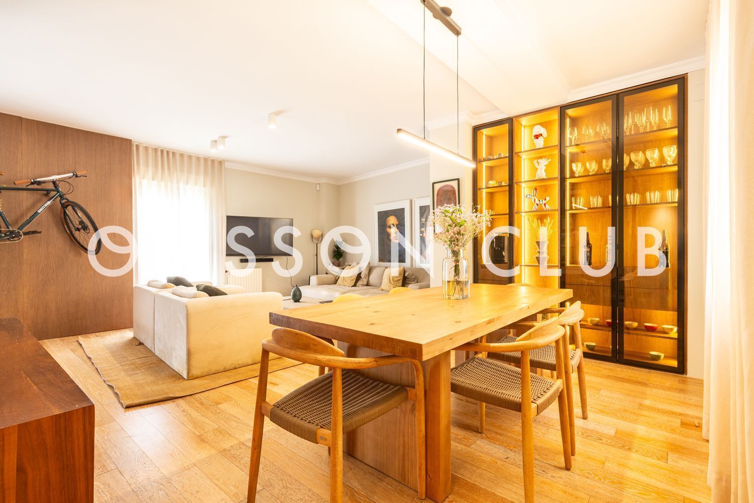 Sala d'estar de Dúplex en venda en  Madrid Capital amb Aire condicionat i Calefacció