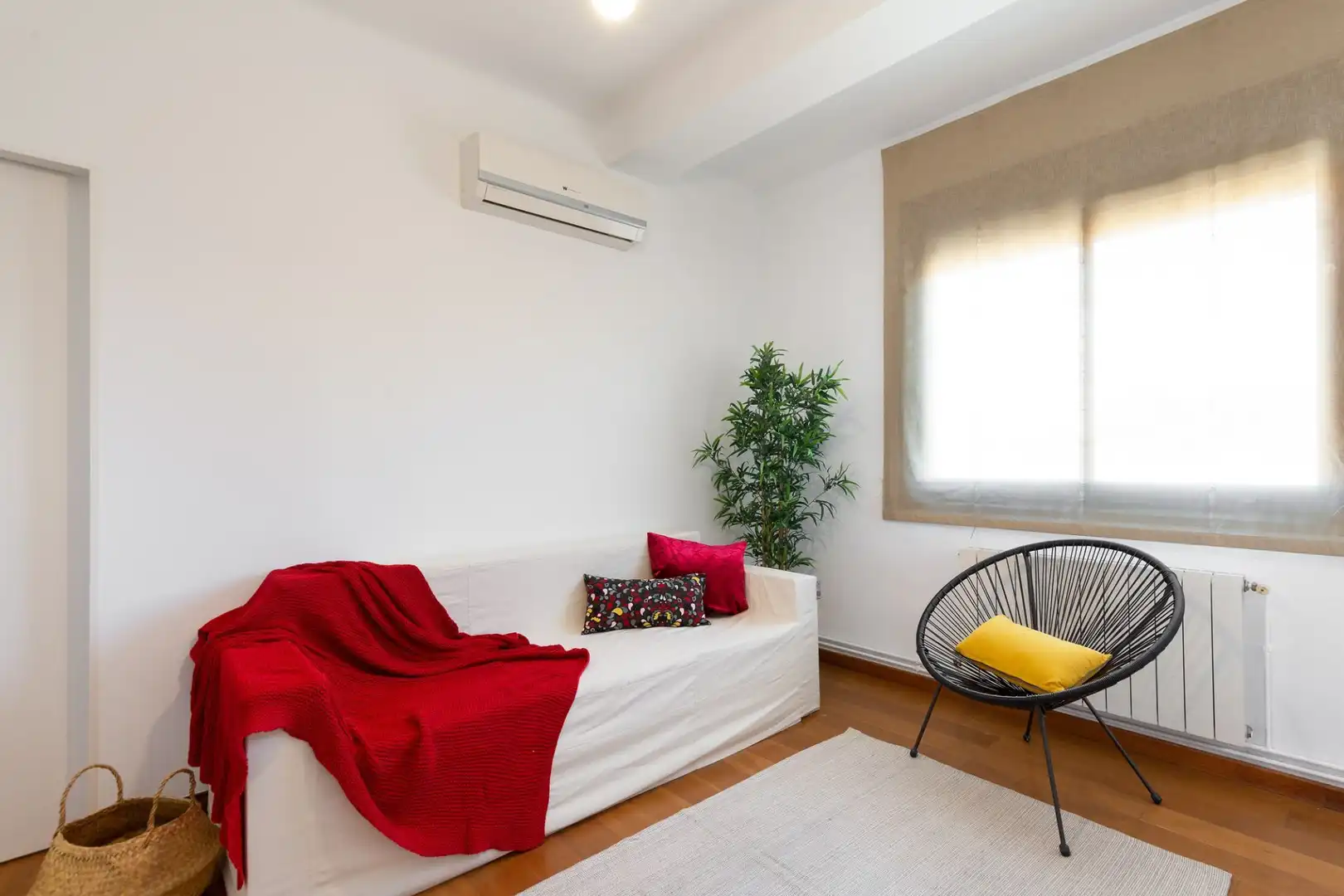 Sala de estar de Piso en venta en L'Hospitalet de Llobregat con Aire acondicionado y Calefacción