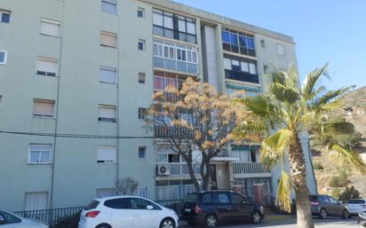 Exterior view of Flat for sale in Santa Coloma de Gramenet  with Heating