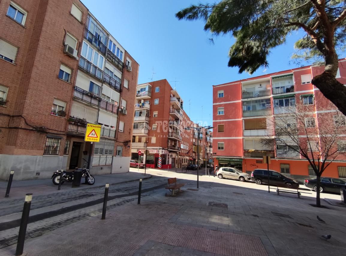 Vista exterior de Pis en venda en Alcorcón amb Parquet