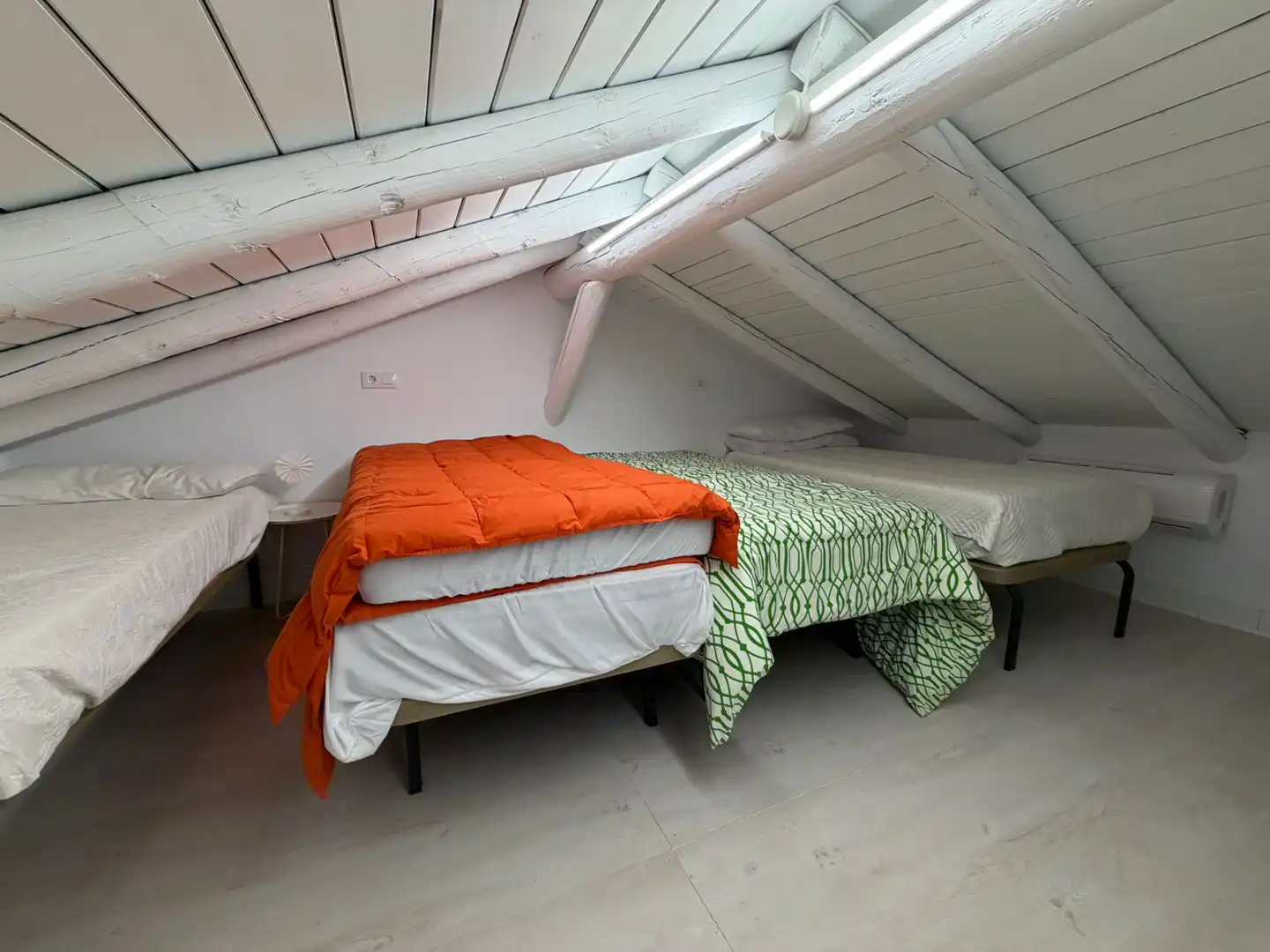Habitación de Casa o chalet en venta en Almonte con Aire acondicionado, Calefacción y Terraza