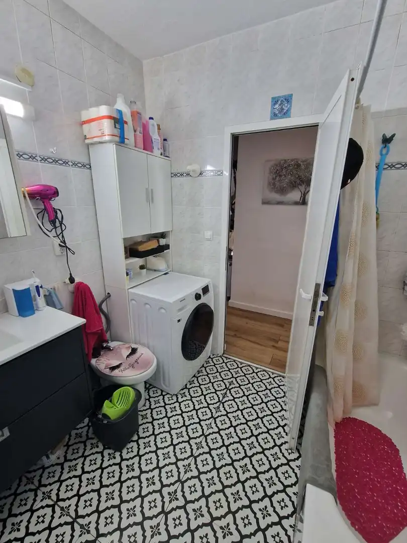 Badezimmer von Wohnungen zum Verkauf in Sant Antoni de Portmany mit Klimaanlage, Heizung und Terrasse