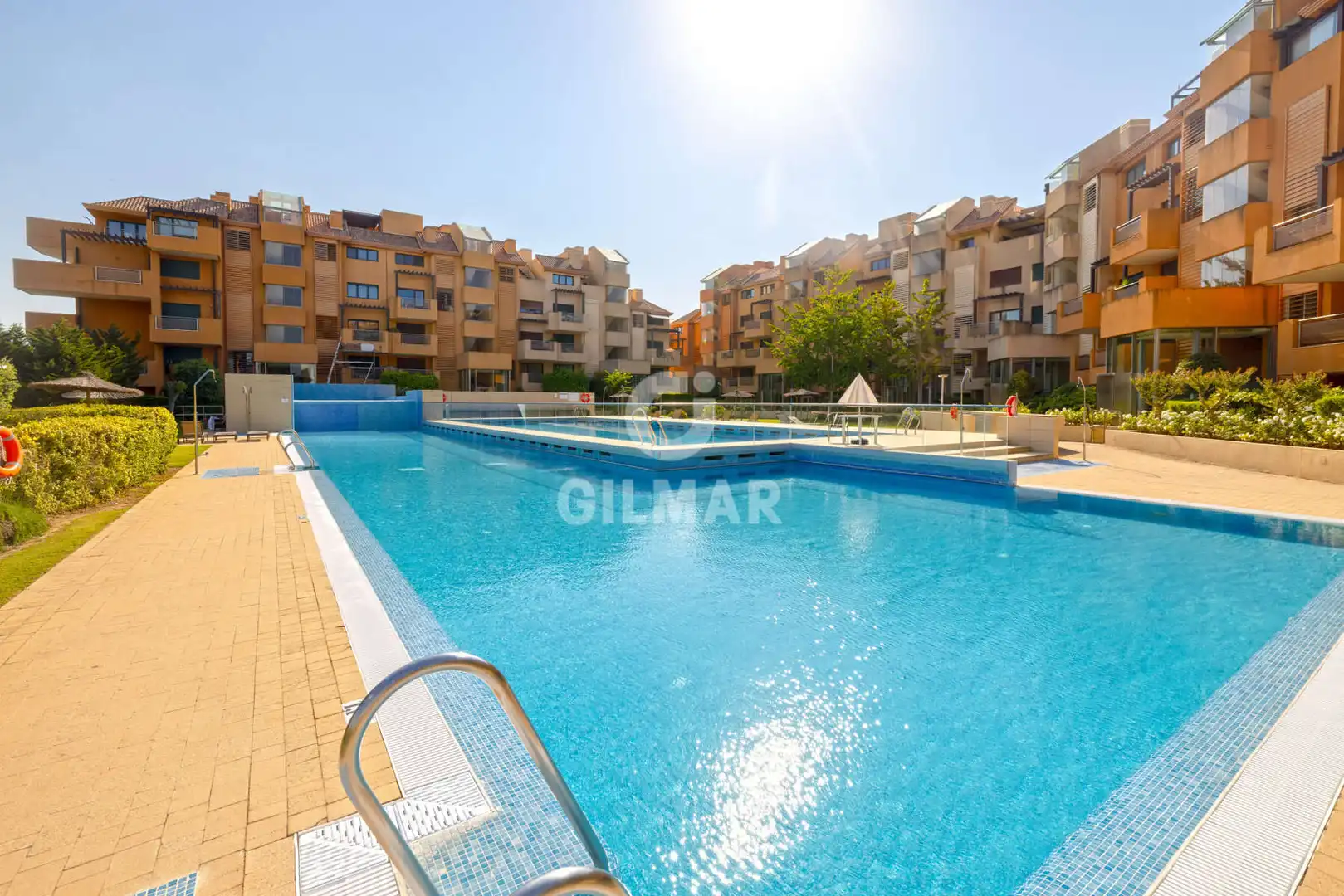 Piscina de Apartamento en venta en Sotogrande con Calefacción, Jardín privado y Trastero