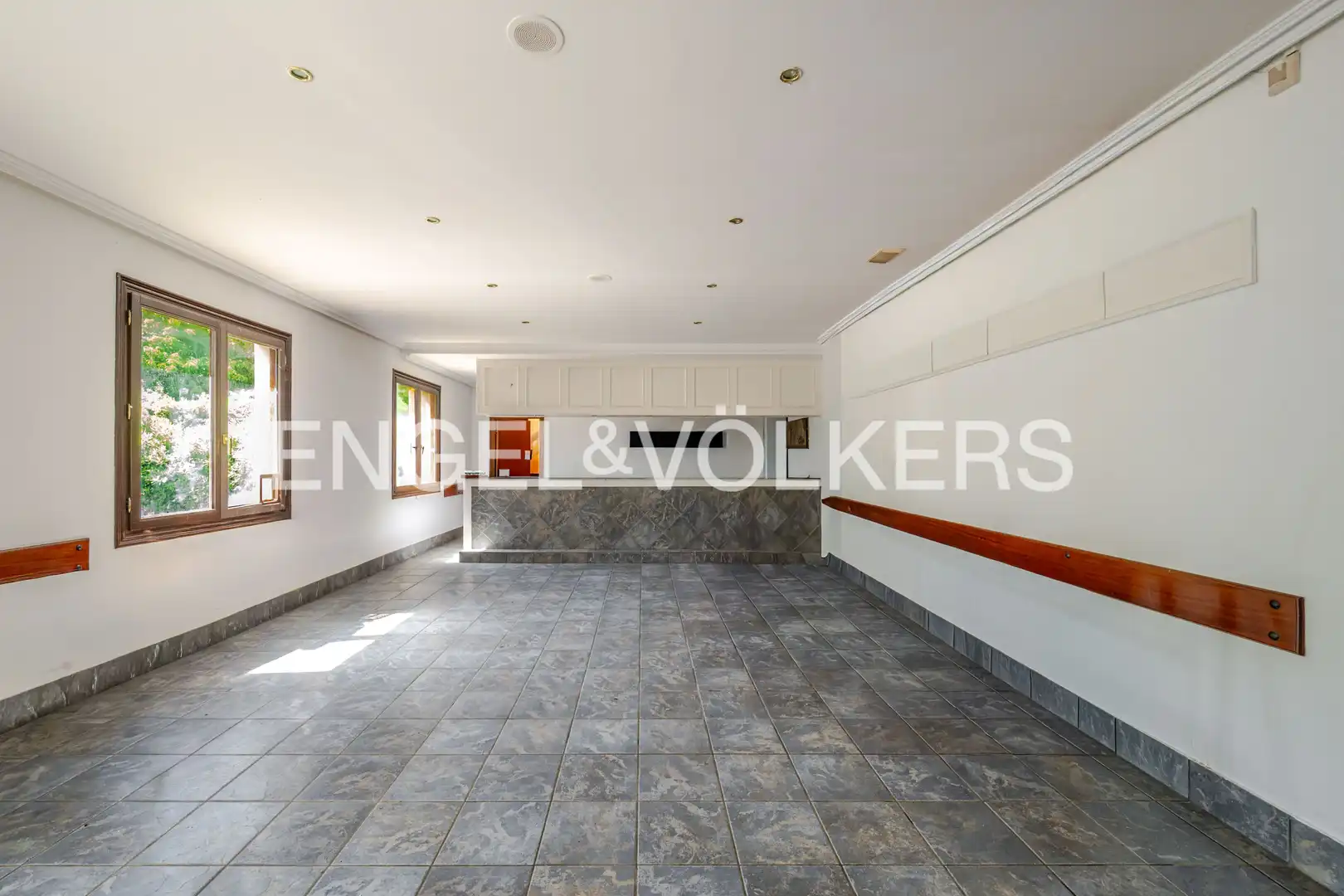 Casa adosada en venda en Donostia - San Sebastián  amb Calefacció, Jardí privat i Terrassa