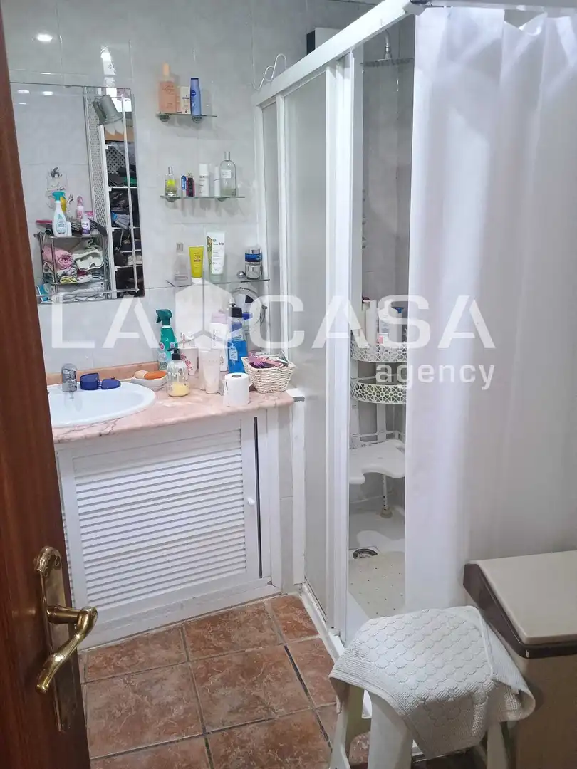 Houses for sale in Algeciras  with Terrace and Balcony