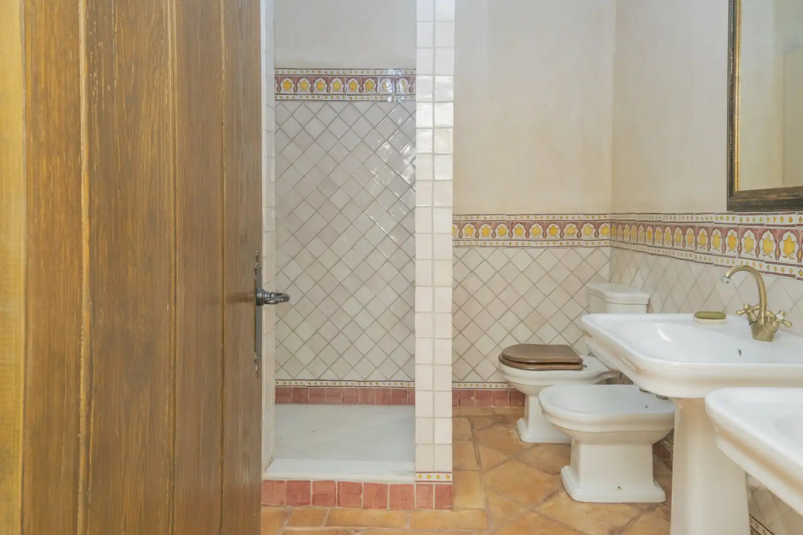 Bany de Finca rústica en venda en San Martín del Tesorillo amb Aire condicionat, Jardí privat i Terrassa