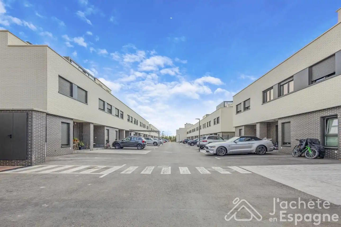 Vista exterior de Casa o chalet en venta en Mutxamel con Aire acondicionado, Jardín privado y Terraza