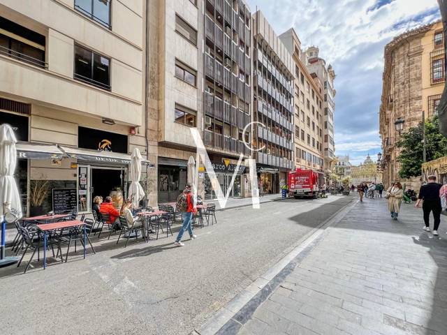 Local comercial en Alquiler en Calle Calle del Arzobispo Mayoral en Sant Francesc