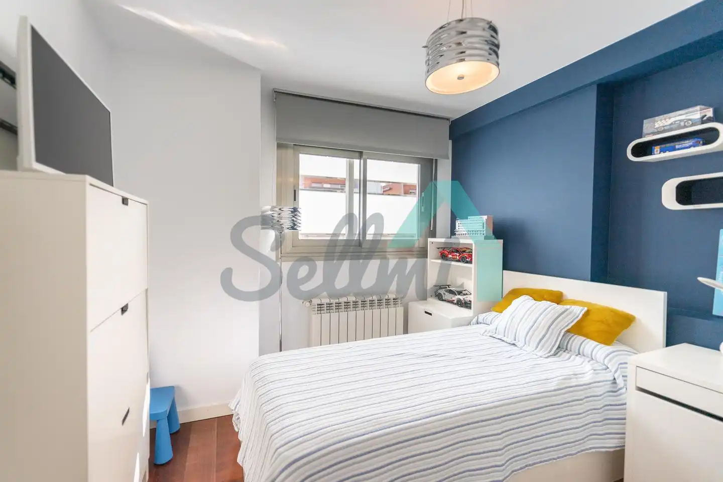 Schlafzimmer von Maisonette zum Verkauf in Oviedo  mit Heizung, Terrasse und Abstellraum