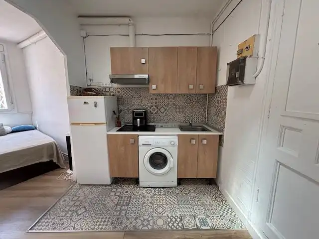 Cuina de Loft de lloguer en Barcelona amb Moblat, Rentadora i Balcó