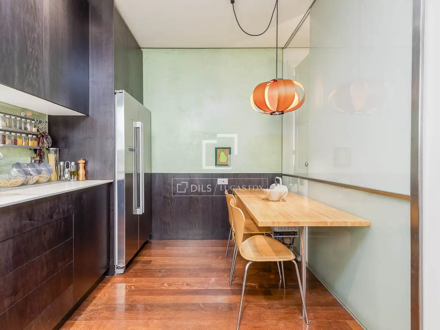 Küche von Wohnung zum Verkauf in Barcelona mit Klimaanlage, Heizung und Terrasse