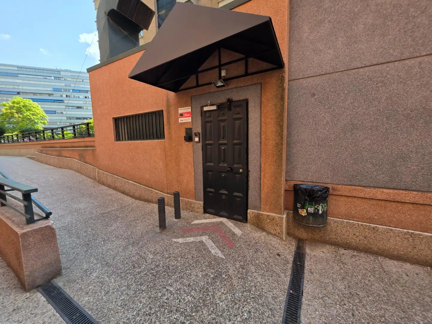 Vista exterior de Àtic de lloguer en Madrid amb Aire condicionat, Calefacció i Terrassa