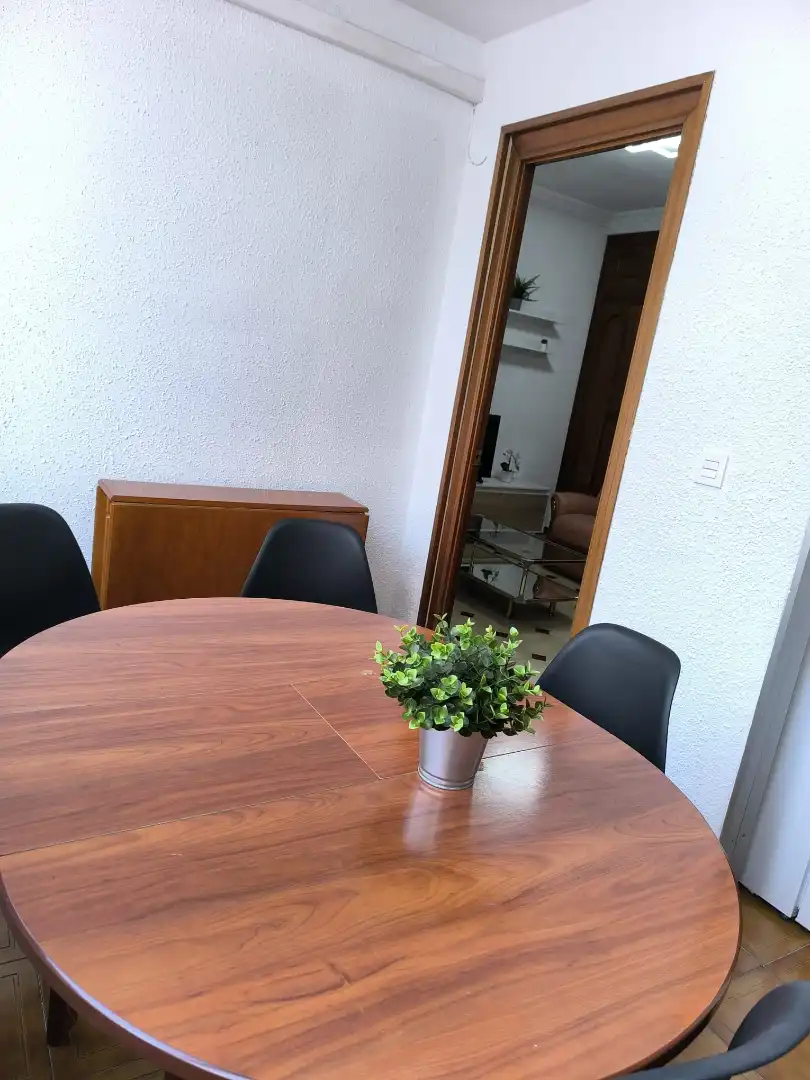 Comedor de Piso de alquiler en  Zaragoza Capital con Calefacción, Amueblado y Horno