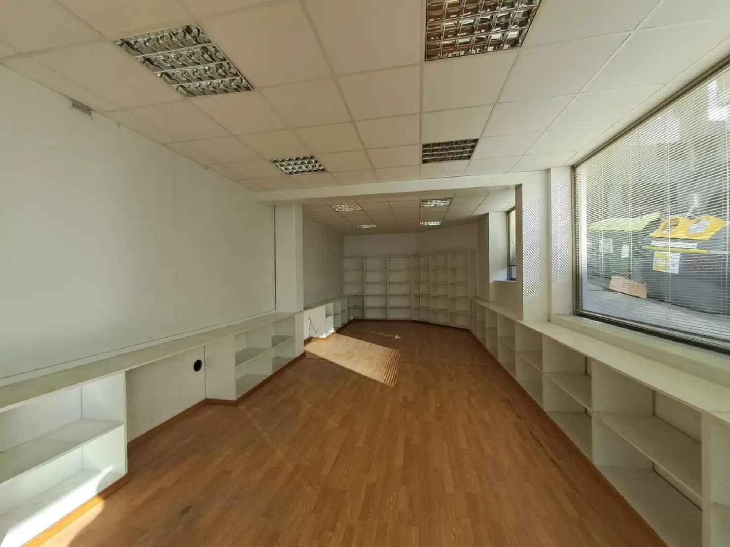 Local comercial en venda a Cambre, imagen 3