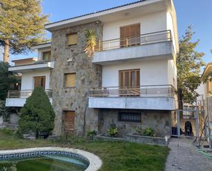 Vista exterior de Casa o xalet en venda en Mollerussa amb Calefacció, Jardí privat i Terrassa
