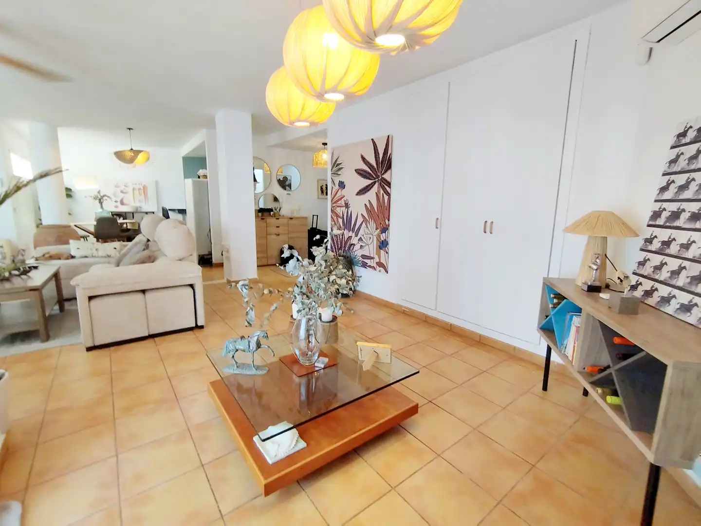 Sala de estar de Dúplex en venta en Vélez-Málaga con Aire acondicionado, Terraza y Trastero