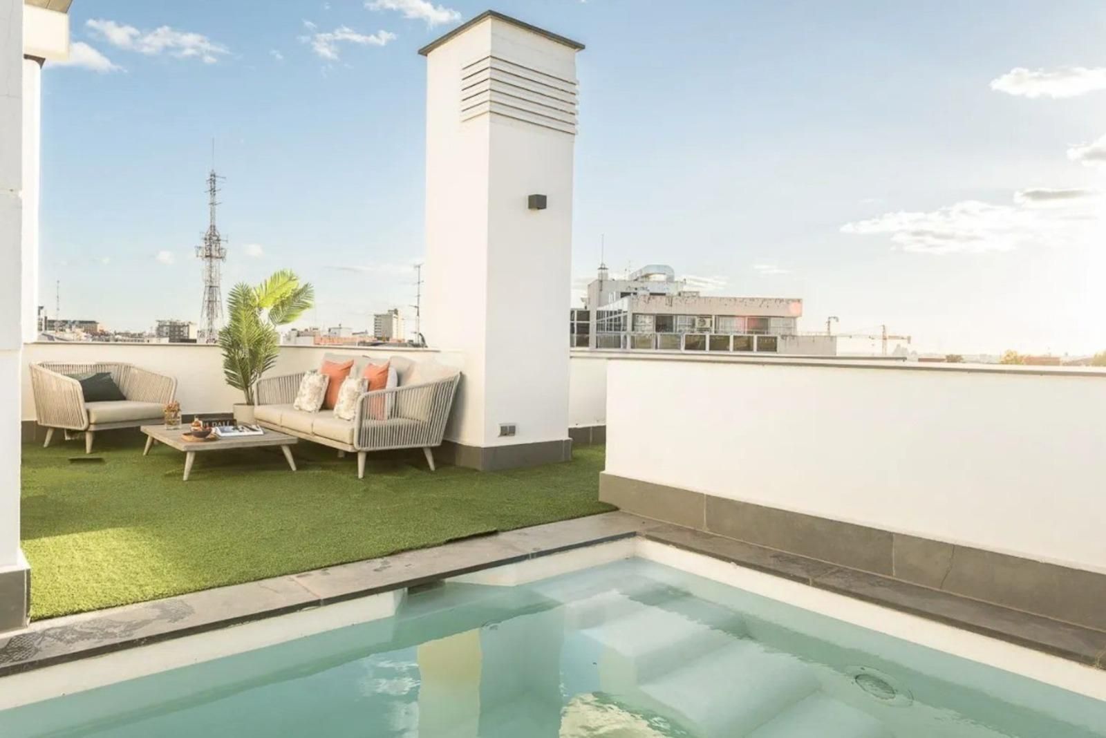 Terrace of Attic to rent in  Madrid Capital  with Air Conditioner, Heating and Terrace