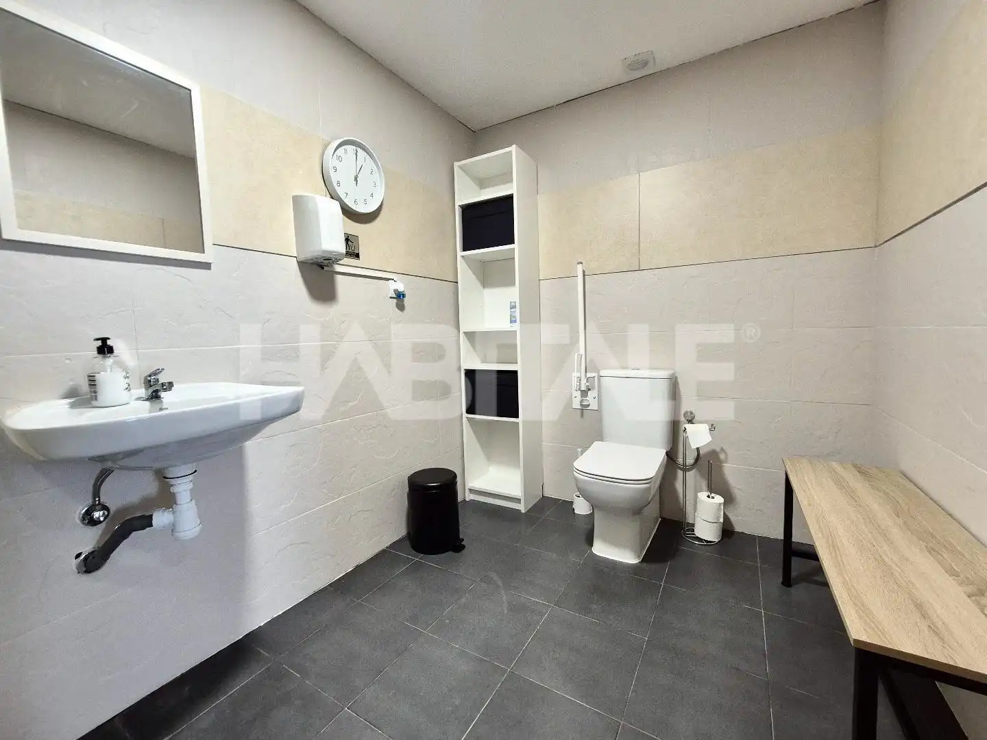 Baño de Local en venta en Valencia