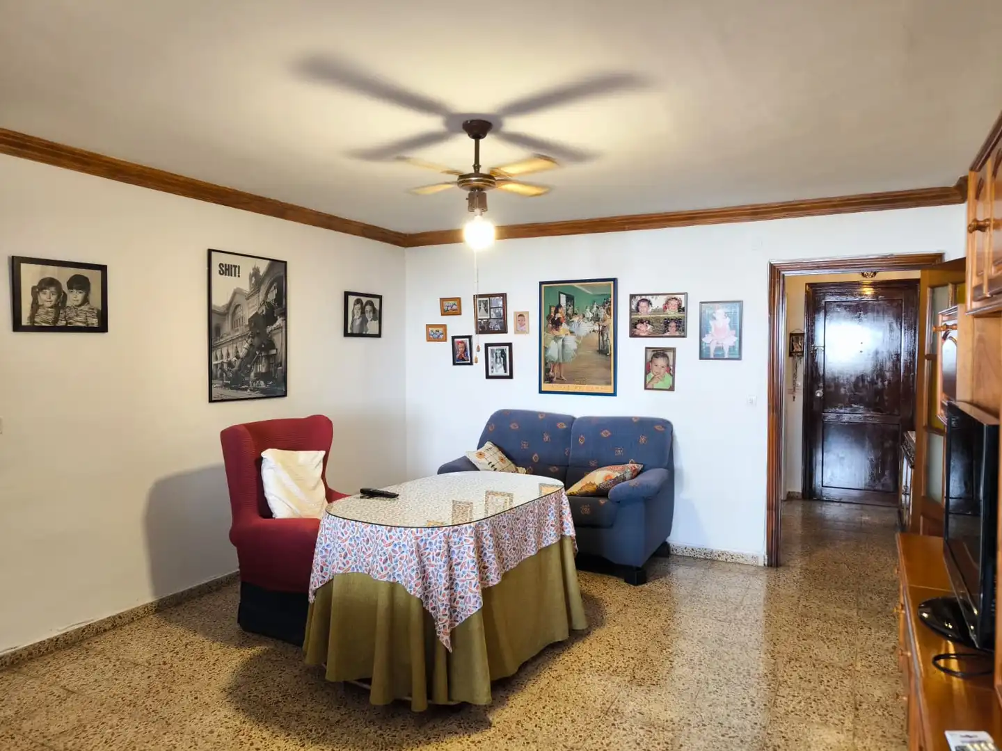 Sala d'estar de Planta baixa en venda en Ronda amb Terrassa