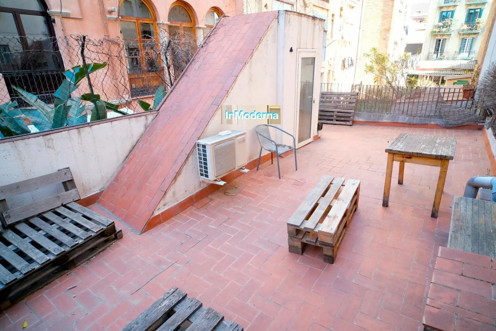 Terrassa de Àtic en venda en Barcelona amb Calefacció, Terrassa i Moblat