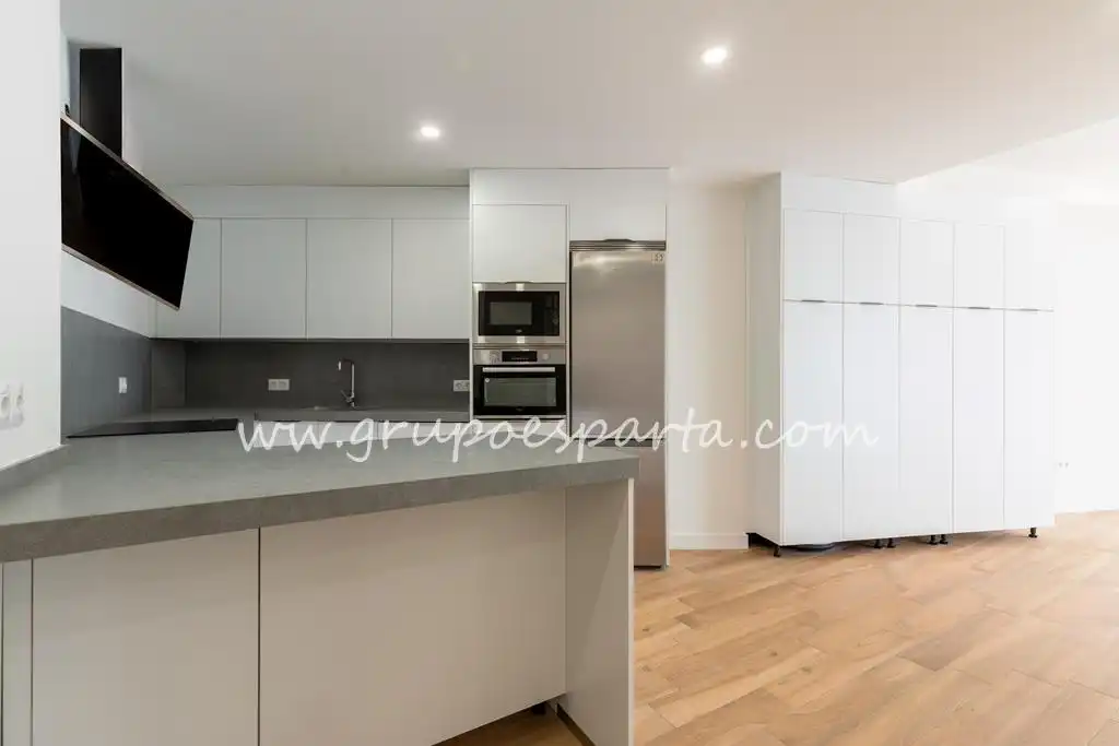 Flat for rent in Plaza De Cuba, 1, Los Remedios
