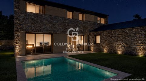 Exclusiva residencia de diseño en Das con piscina privada